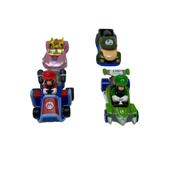 Mario Kart Hot Wheels Lot of 4 Princess Peach, Mario, Luigi Diecast Toy Cars - Picture 4 of 6